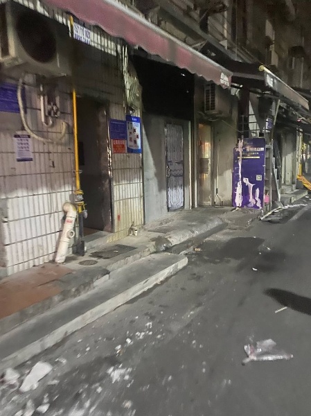 晚上7点多去的。听说下午大阵仗